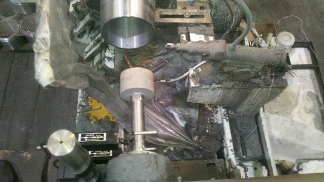 M2120内圆磨床现场磨削实例